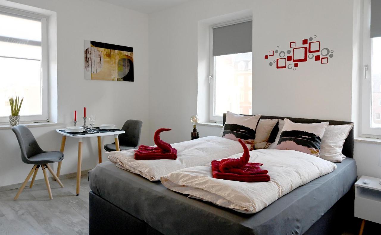 Gemuetliches Appartement Mit Netflix, Nespresso Und Boxspringbett Augsburg Eksteriør bilde