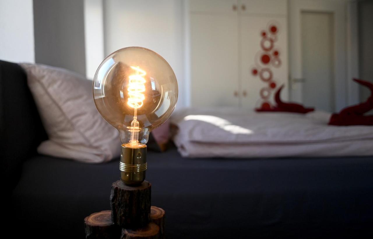 Gemuetliches Appartement Mit Netflix, Nespresso Und Boxspringbett Augsburg Eksteriør bilde